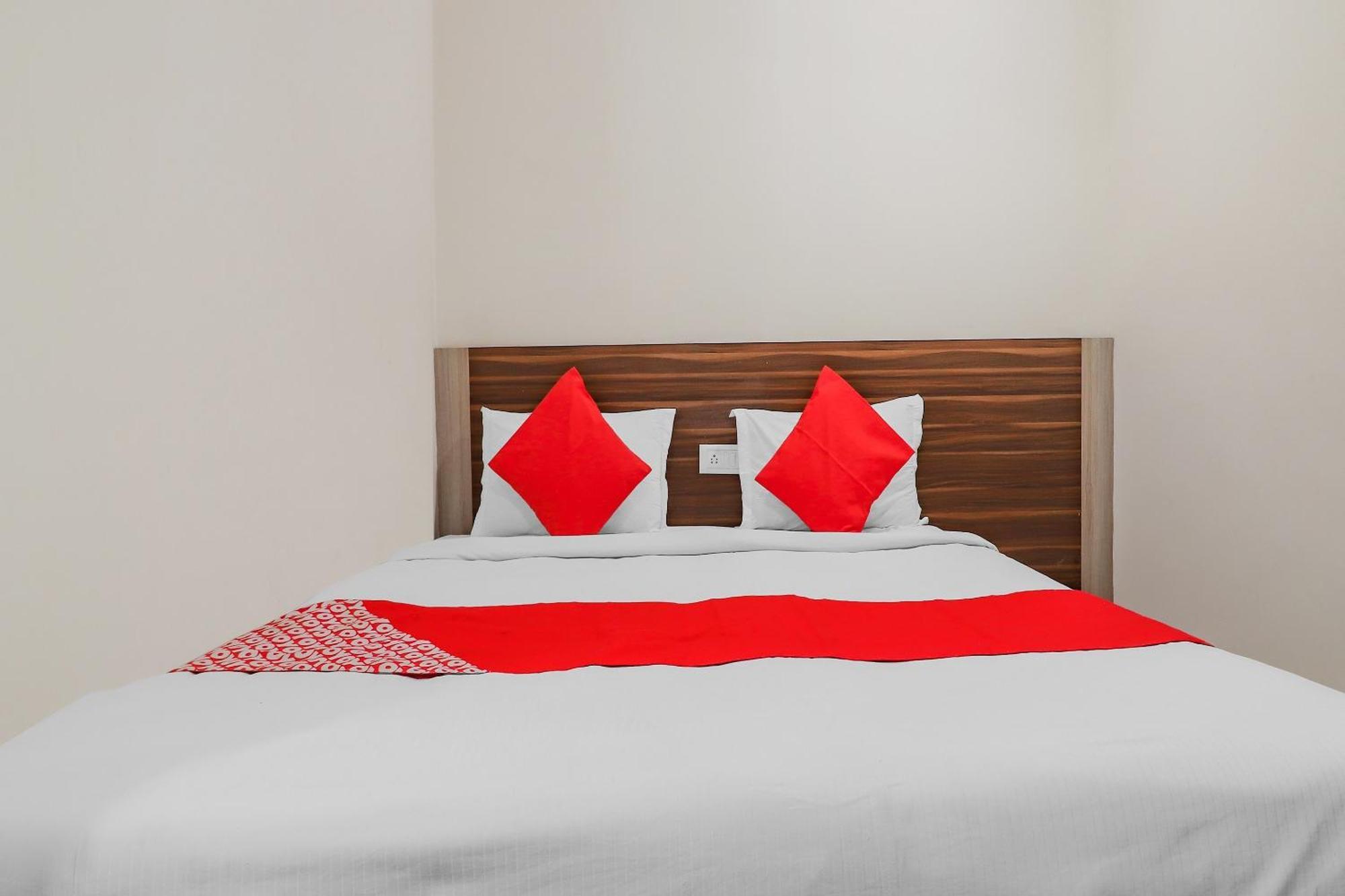 Oyo Adda Rooms Hyderabad Ngoại thất bức ảnh
